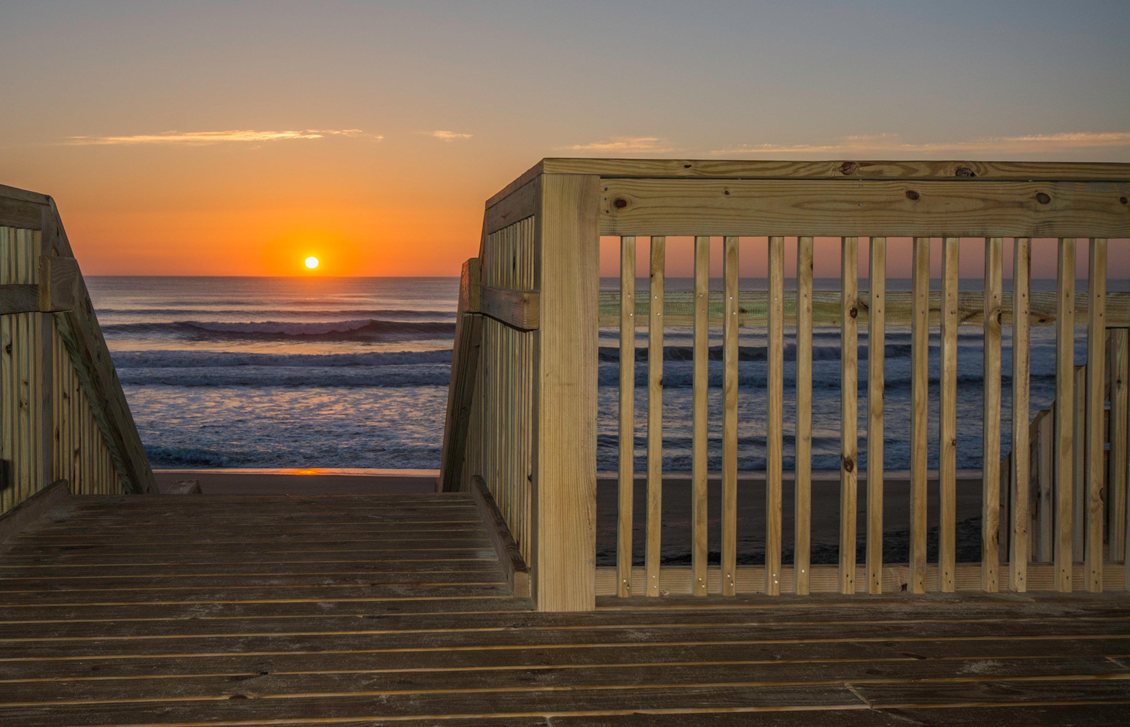 Holiday Inn Express Nags Head Oceanfront By Ihg Exterior foto